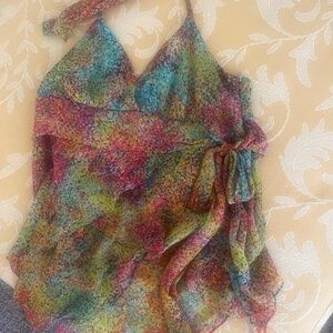 Varigated colored top